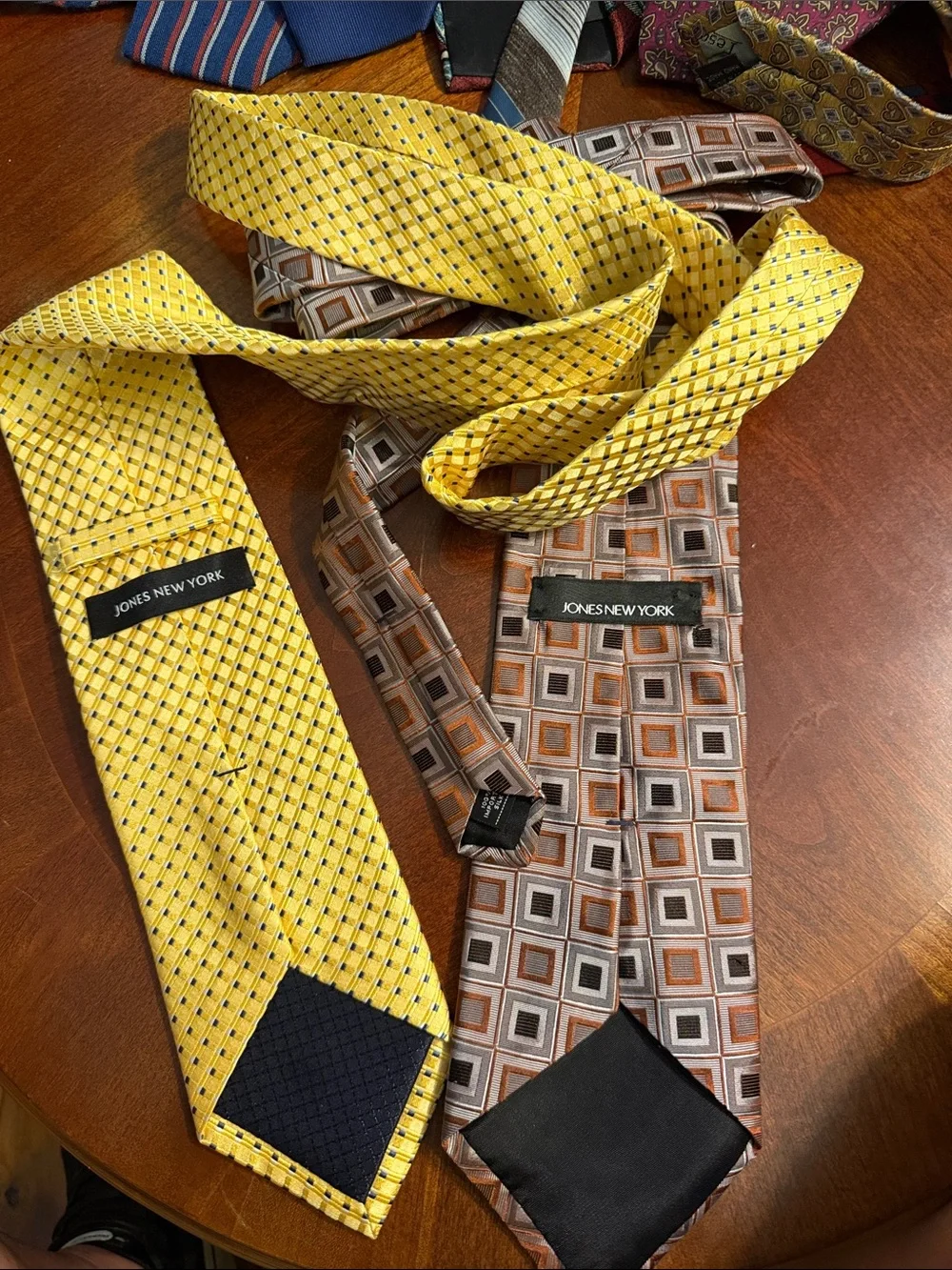 Jones of New York 2 Tie Bundle
